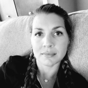 Meet your Posher, Jen